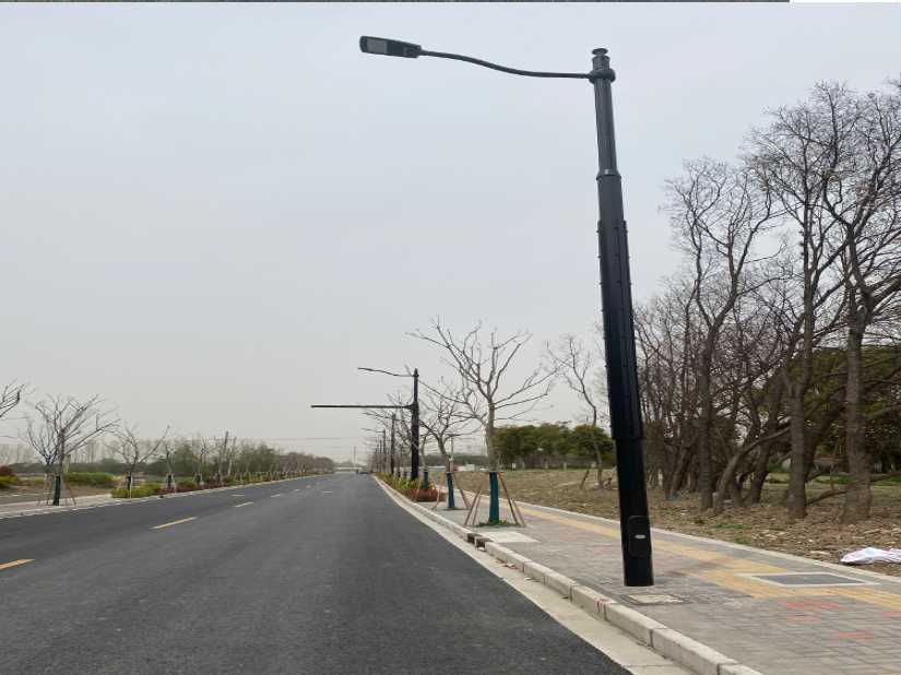 乌鲁木齐市上海综合杆 太阳能路灯工程